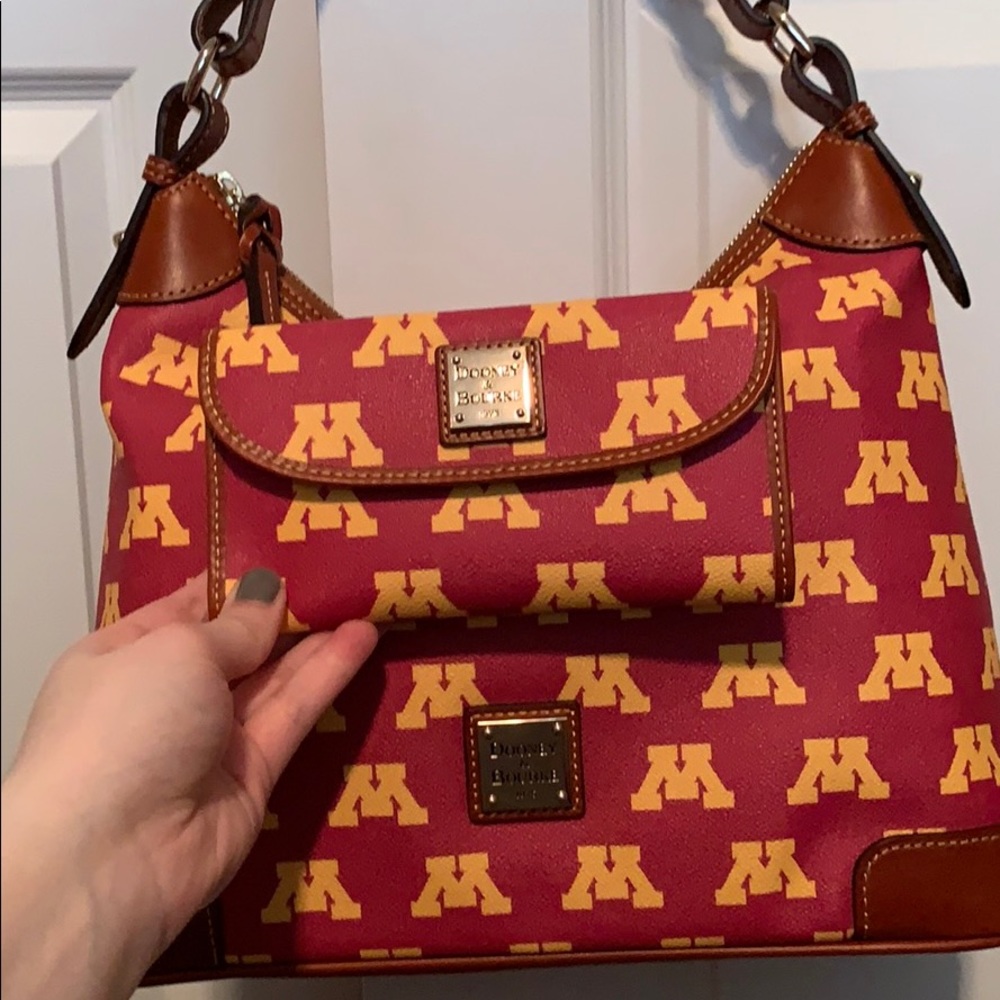 Dooney and Bourke UMN WALLET ONLY